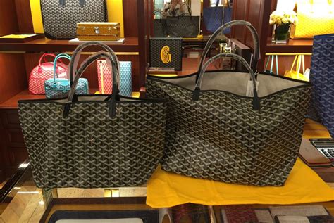 goyard st louis tote medium|goyard st louis pm size.